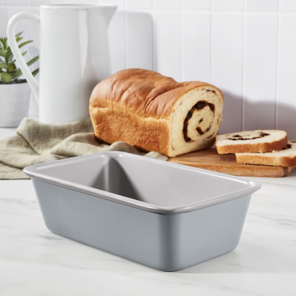 Culinary Collection 9″ Loaf Pan - Gorgeous Gray - Image 4